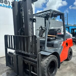 2015 Toyota 8FD40U 8200 lb Diesel Forklift Powered By Toyota Diesel Engine