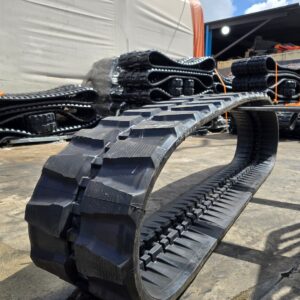 450x81x76 Reinforced Rubber Tracks – Excavators & Track Loaders