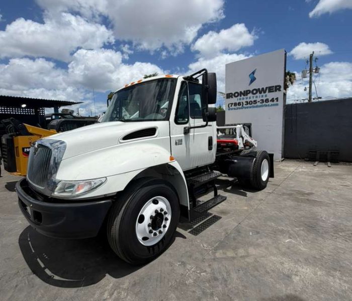2006 International 4300-320129