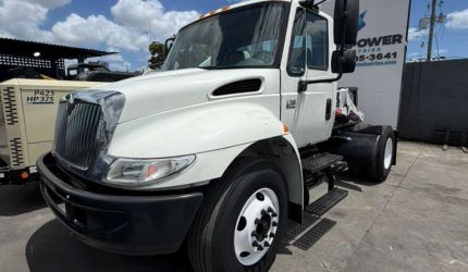 2006 International 4300-320129