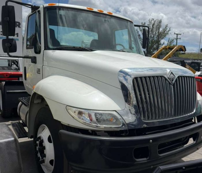 2006 International 4300-320129