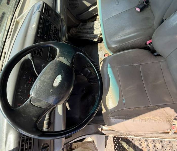 2007-Ford-F750-320139.