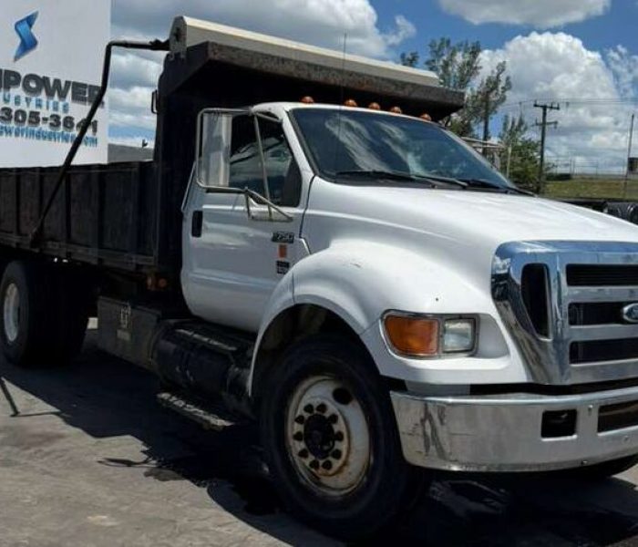 2007-Ford-F750-320139