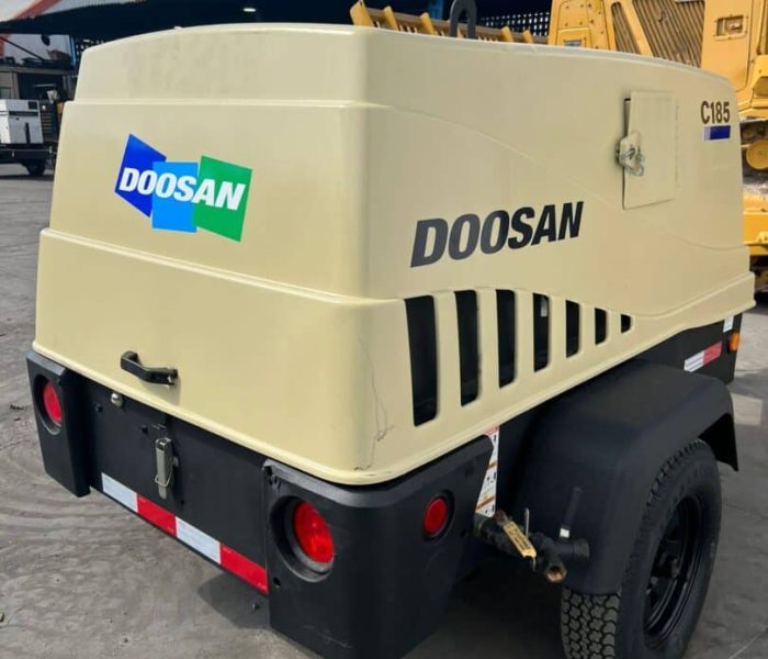 2012-DOOSAN-185-CFM-diesel-air-compressor-11051-4.jpeg