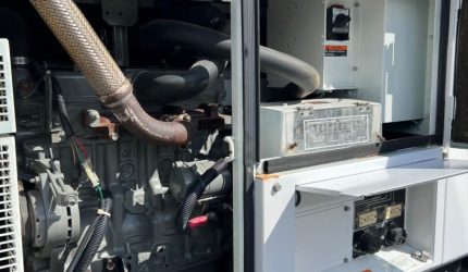 2013-Multiquip-WhisperWatt-Diesel-Generator-25-KVA-Trailer-Mounted-6.jpeg