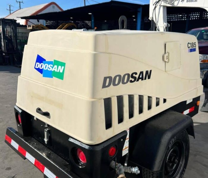 2014-DOOSAN-185-CFM-diesel-air-compressor-11050-3.jpg
