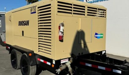 2015-DOOSAN-750-CFM-diesel-air-compressor-11045-2.jpeg