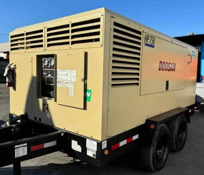 2015-DOOSAN-750-CFM-diesel-air-compressor-11045-3.jpeg