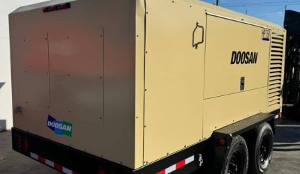 2015-DOOSAN-750-CFM-diesel-air-compressor-11045-5.jpeg