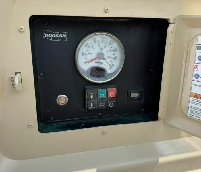 2015 Doosan 185CFM Doosan Air Compressor-320172