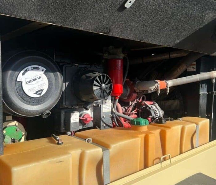 2015-Doosan-375-CFM-Towable-Diesel-Air-Compressor-11059-7.jpg