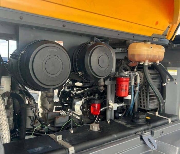 2016-Atlas-Copco-400-CFM-Diesel-Air-Compressor-11063-7.jpg
