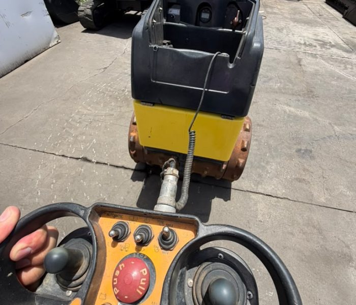 2016 BOMAG BMP8500 Compactor-320176