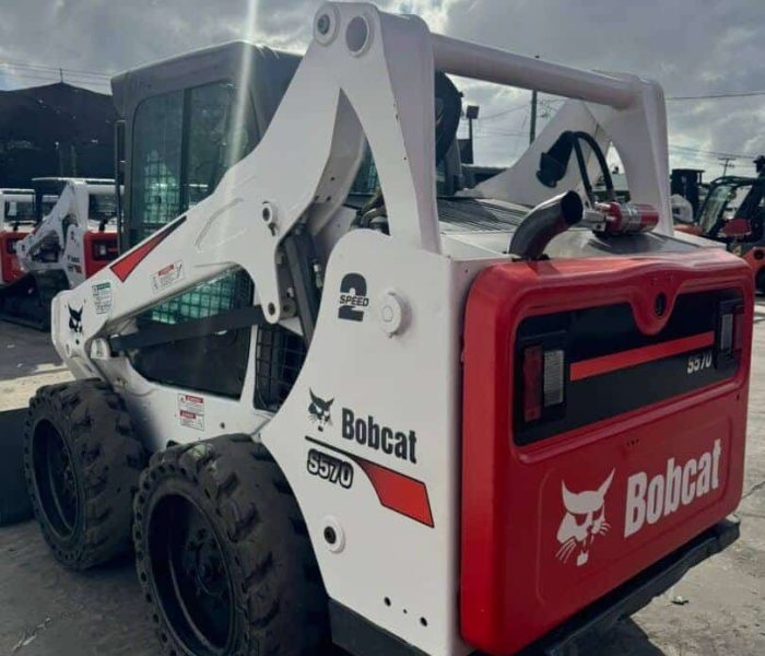 2016-Bobcat-S570-Skid-Steer-Loader-10039-4.jpeg