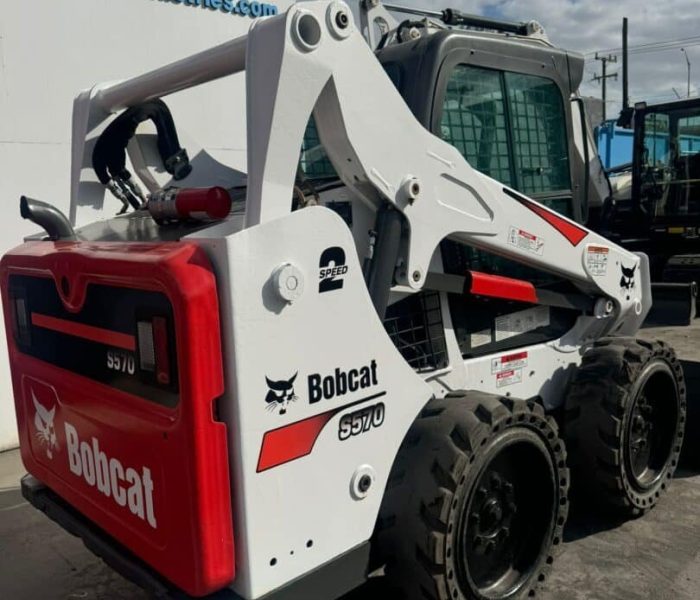2016-Bobcat-S570-Skid-Steer-Loader-10039-5.jpeg