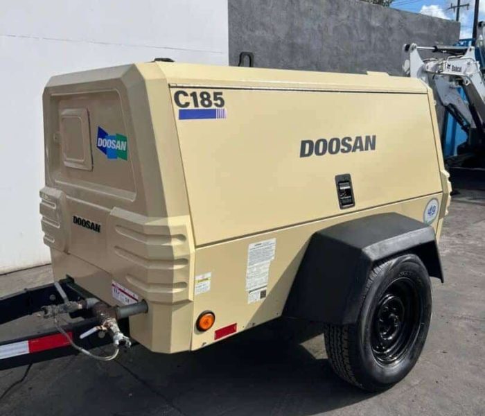 2016-DOOSAN-185-CFM-diesel-air-compressor-11049-3.jpg