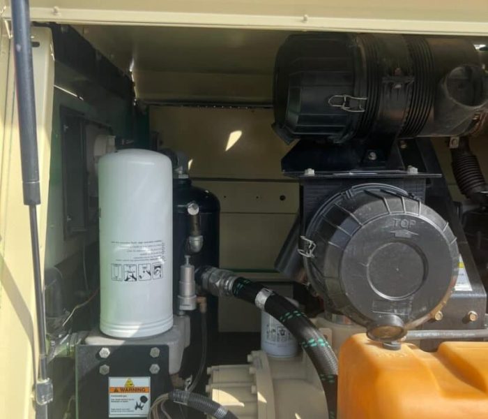 2016-DOOSAN-185-CFM-diesel-air-compressor-11049-9.jpg