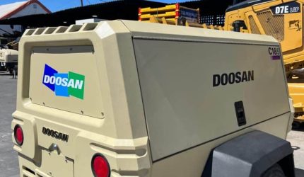 2016-DOOSAN-185-CFM-diesel-air-compressor-11064-4.jpeg