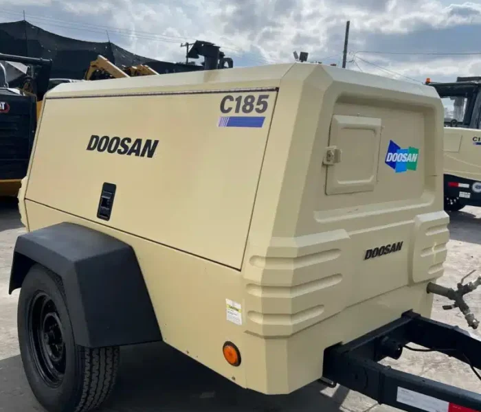 2016-DOOSAN-185-CFM-diesel-air-compressor-11065-3.webp