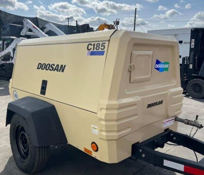 2016-DOOSAN-185-CFM-diesel-air-compressor-1149-2.jpg