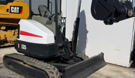 2017 Bobcat E35i Mini Excavator- 320103