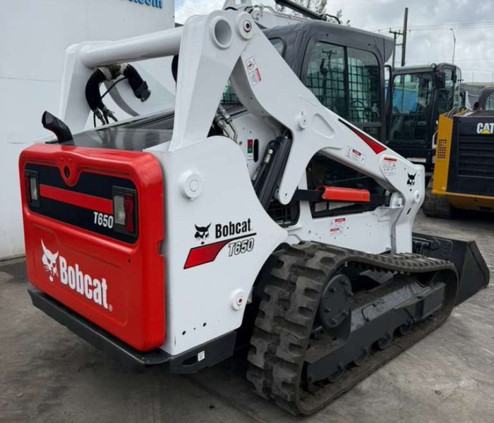 2017 Bobcat T650 Skid Steer Loader-320147
