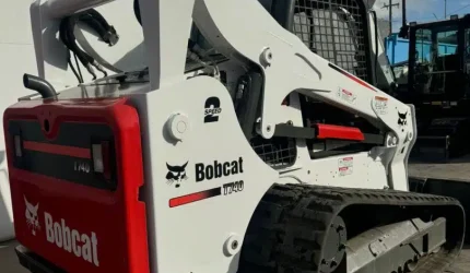 2017-Bobcat-T740-Compact-Track-Loader-10038-58.webp