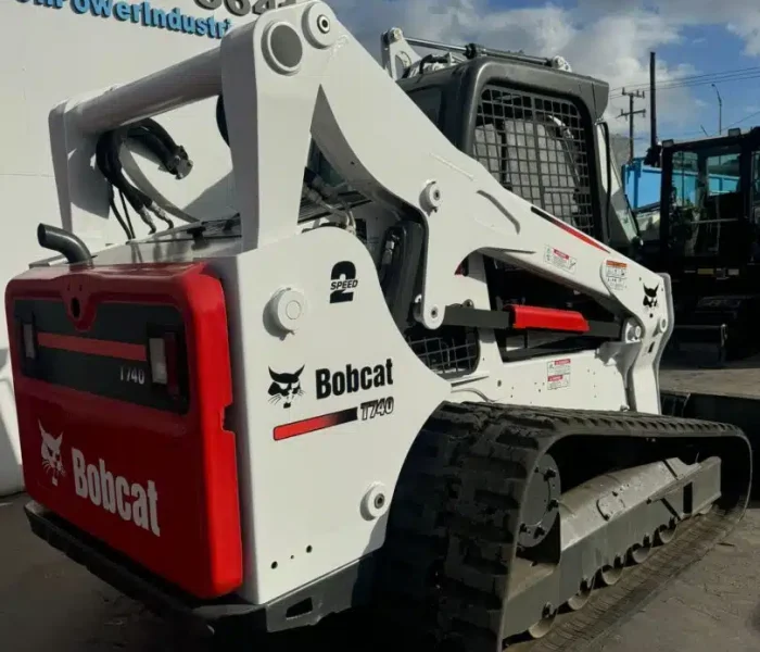 2017 Bobcat T740 Compact Track Loader – 3,200 lb Lift Capacity 10038