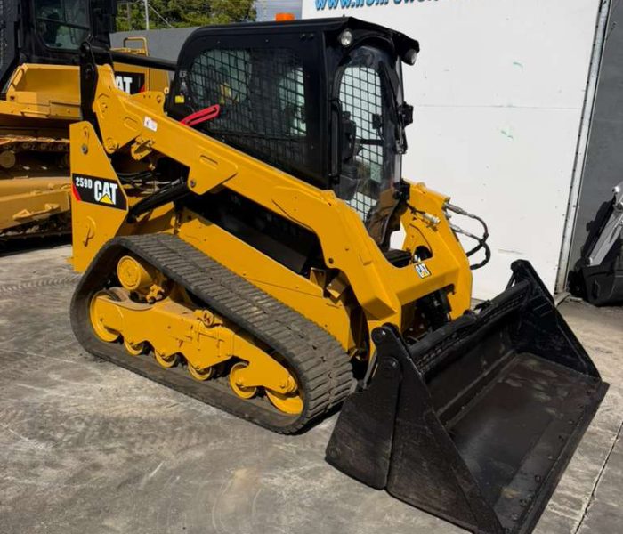 2017-Caterpillar-259D-Skid-Steer-Loader-320112