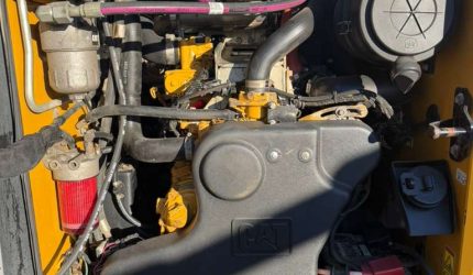 2017-Caterpillar-299D2-Skid-Steer-32010