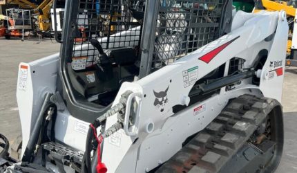2017-T550-Bobcat-Skid-Steer-Loader-10084-3.jpg