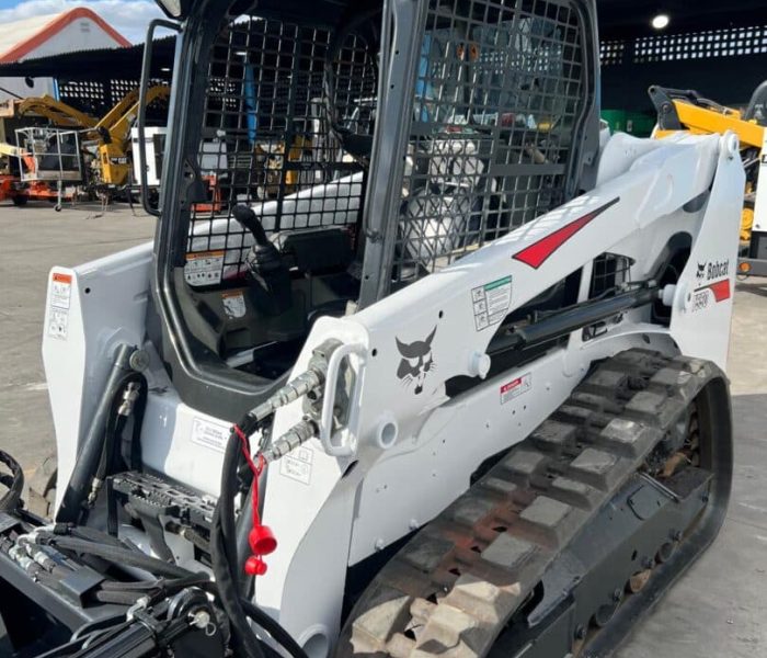 2017-T550-Bobcat-Skid-Steer-Loader-10084-3.jpg