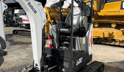 2018-Bobcat-E20-Mini-excavator-320104