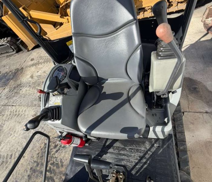 2018-Bobcat-E20-Mini-excavator-320104