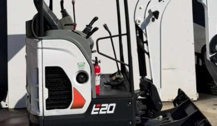 2018-Bobcat-E20-Mini-excavator-320104