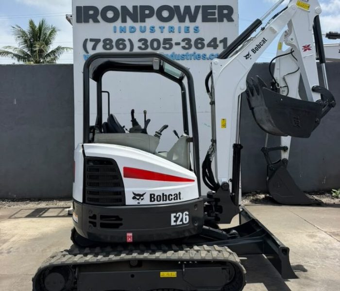 2018-Bobcat-E26-Mini-Excavator-320175