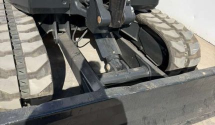2018-Bobcat-E45-Mini-Excavator-32050