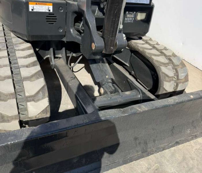 2018-Bobcat-E45-Mini-Excavator-32050