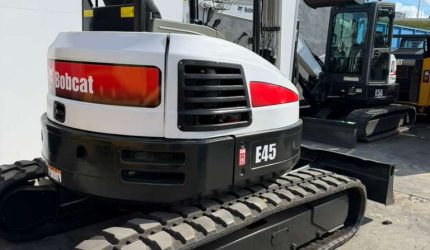 2018-Bobcat-E45-Mini-Excavator-32050