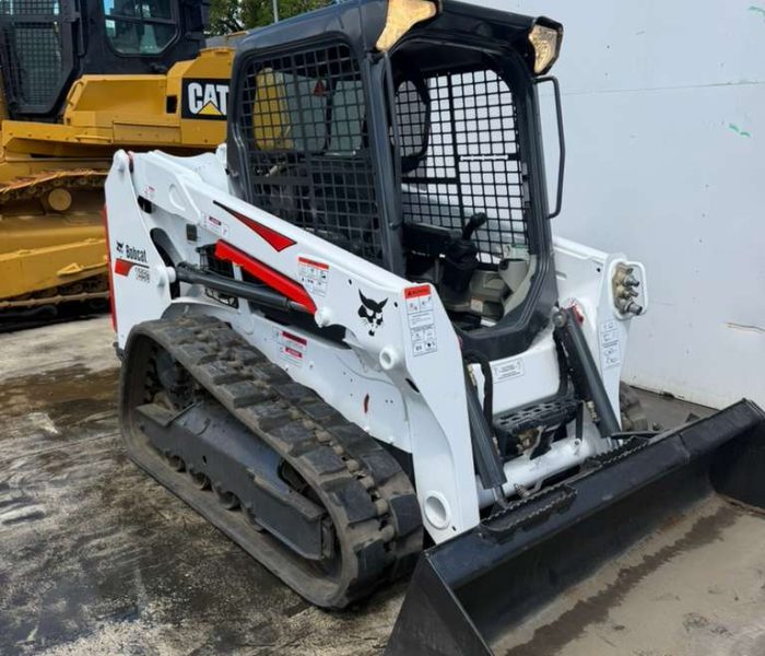 2018-Bobcat-T550-Skid-Steer-Loader-320122