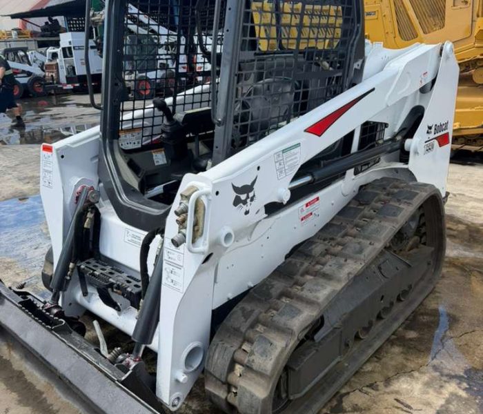 2018-Bobcat-T550-Skid-Steer-Loader-320122