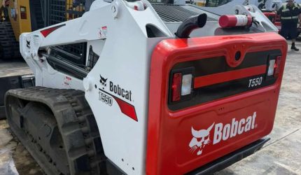 2018-Bobcat-T550-Skid-Steer-Loader-320122