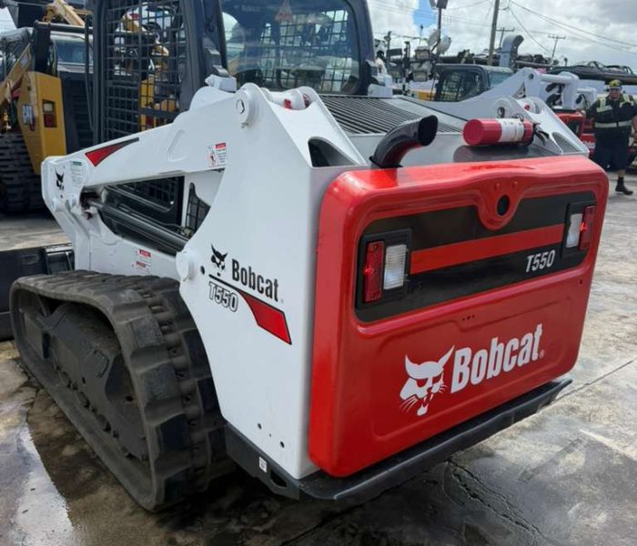 2018-Bobcat-T550-Skid-Steer-Loader-320122