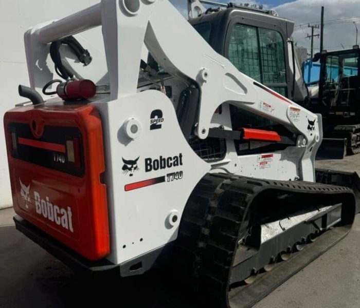 2018-Bobcat-T740-Compact-Track-Loader-10042-7.jpeg