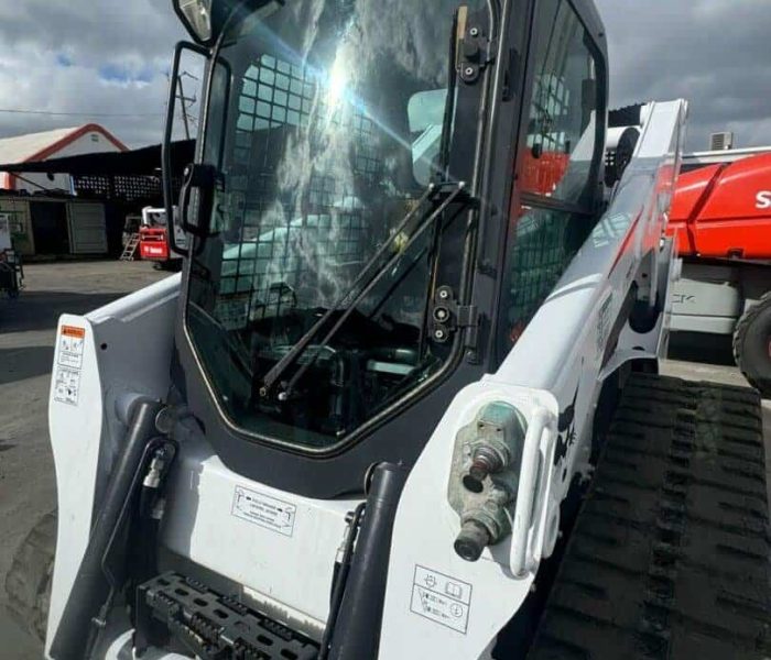 2018-Bobcat-T740-Compact-Track-Loader-10042-9.jpeg