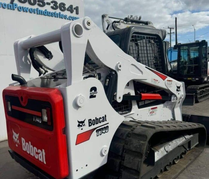 2018-Bobcat-T740-Skid-Steer-Loader-Hydraulic-Aux-High-Flow-2-Speed-Joystick-10014-2.jpeg