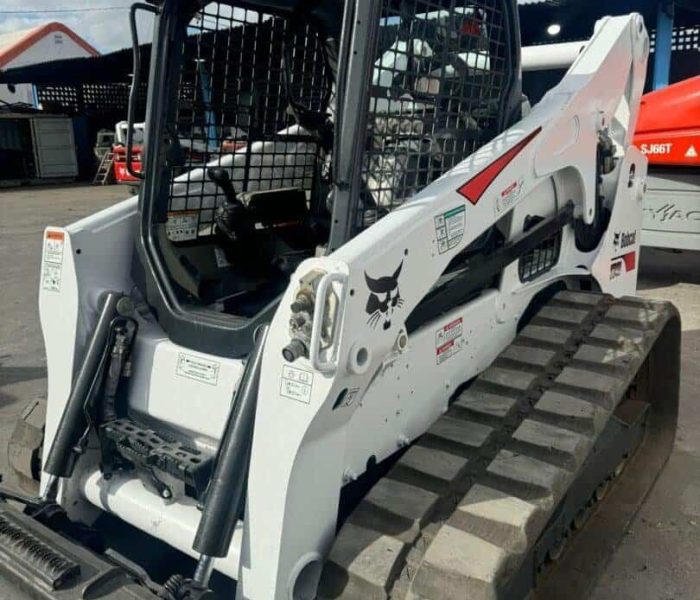 2018-Bobcat-T740-Skid-Steer-Loader-Hydraulic-Aux-High-Flow-2-Speed-Joystick-7.jpeg