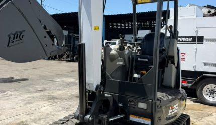 2018 Bobcatb E32 Mini Excavator-320180