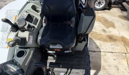 2018 Bobcatb E32 Mini Excavator-320180