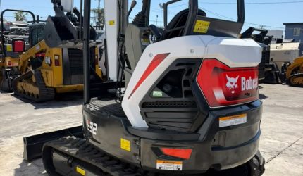 2018 Bobcatb E32 Mini Excavator-320180